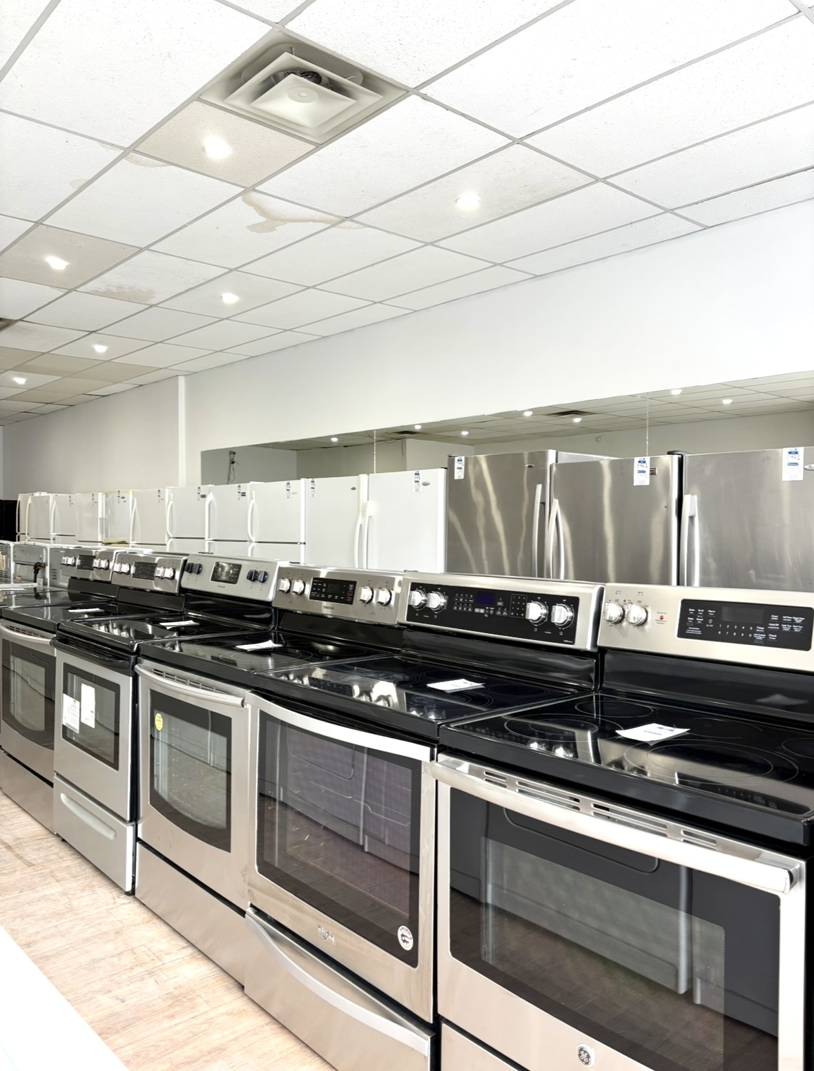 ÉlectroXpress Showroom